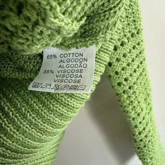 Vintage Green Knit Crochet Cropped Sweater Deep V-neck - Picture 5 of 10